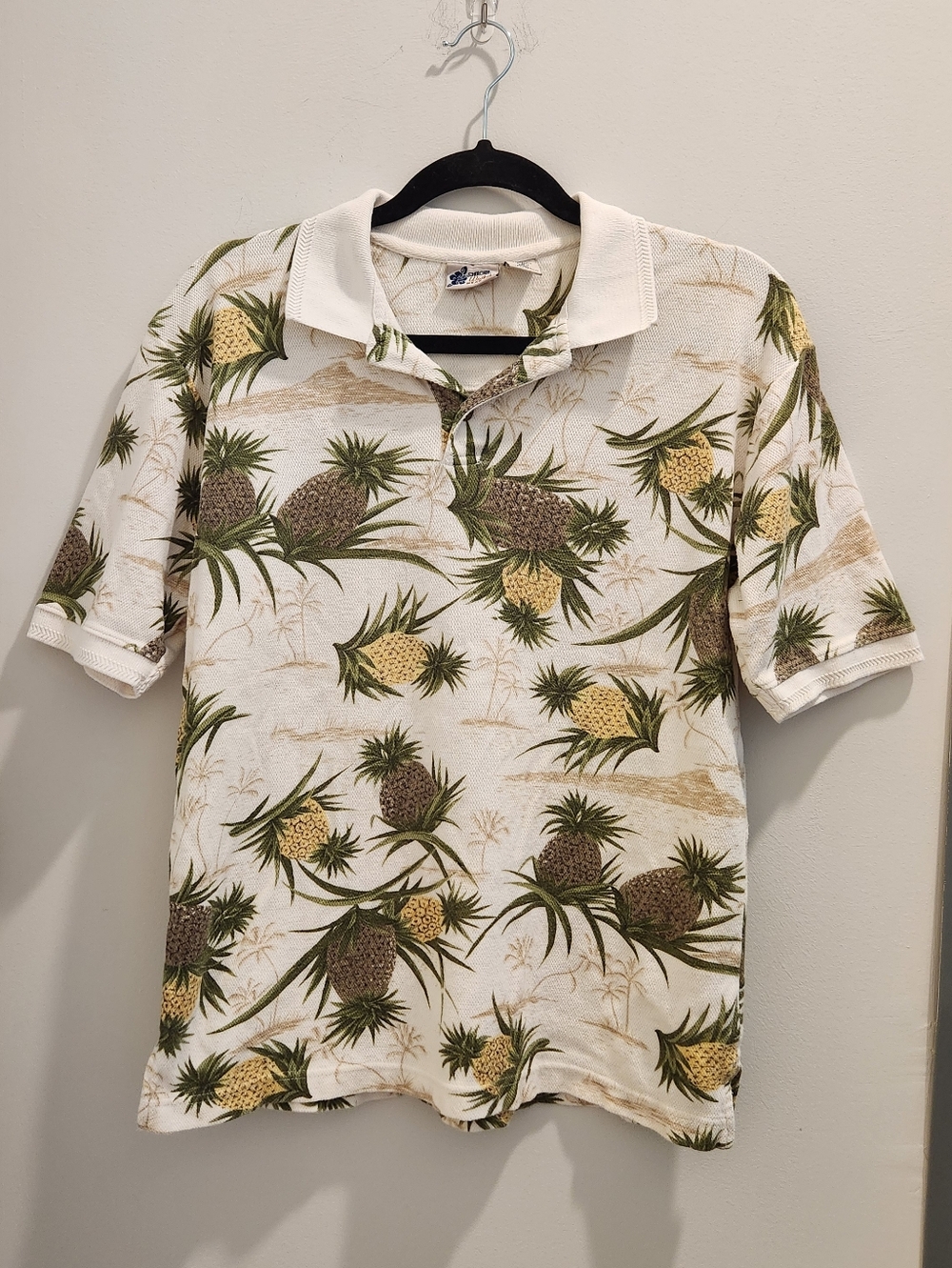 Vintage Men's White Pineapple Print Polo Shirt